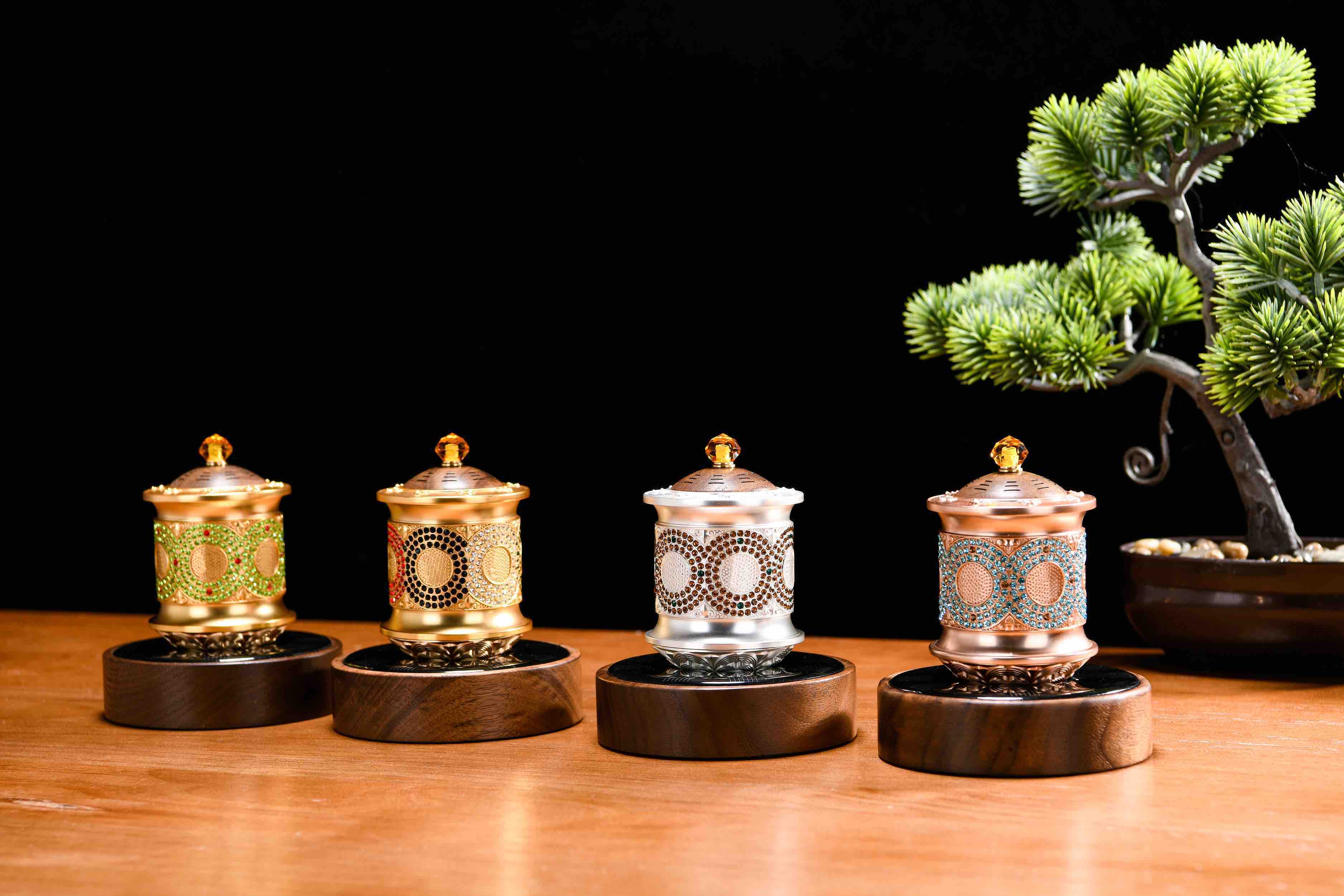 太阳能转金轮转金桶胡桃木制作镶钻k金电镀熏香车载车载转金轮