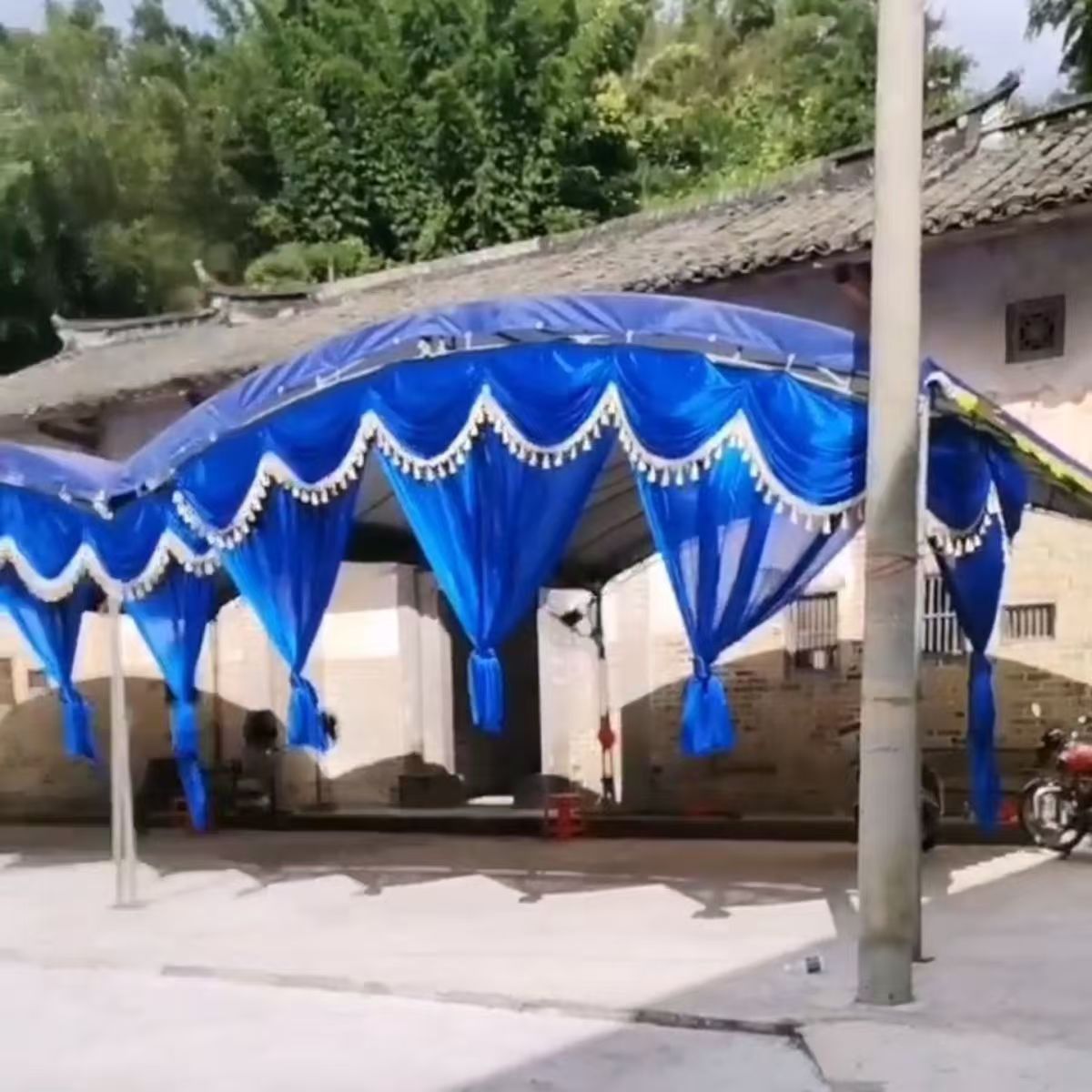 彩棚彩篷红白喜事帐篷酒棚酒席棚房喜宴篷房围布帘子装饰吊顶纱幔图片