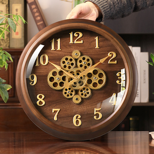 饰实木挂表 挂墙装 美式 齿轮挂钟高级感高端大气客厅时钟表2025新款