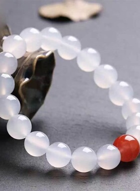 天然冰种白色玛瑙手链红玛瑙配珠 单圈冰透白色玉髓手链鸿运当头