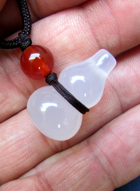 天然白玉髓葫芦吊坠 白玛瑙葫芦玛瑙福禄腰葫芦挂件项链毛衣链