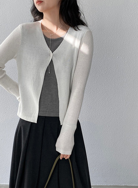 2026春季新款韩系一粒扣假两件撞色针织衫女显瘦时尚长袖上衣