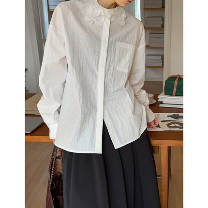 橘芷春季新款法式时尚花边蕾丝翻领上衣女士高级感长袖白色衬衫