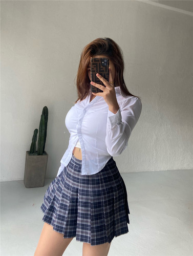 网红辣妹深v收腰欧美风白色衬衫