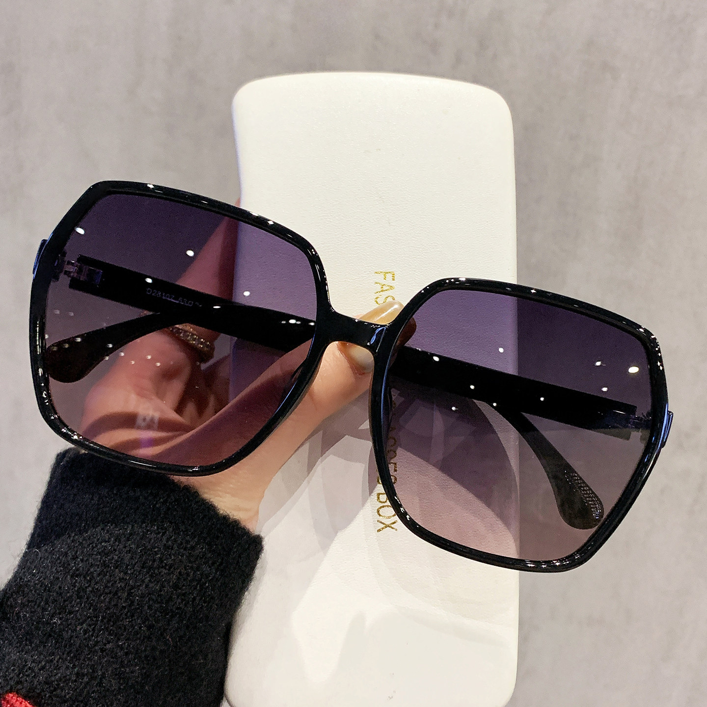 偏光大框显瘦太阳镜女士防紫外线开车驾驶墨镜高级感方框眼镜潮流