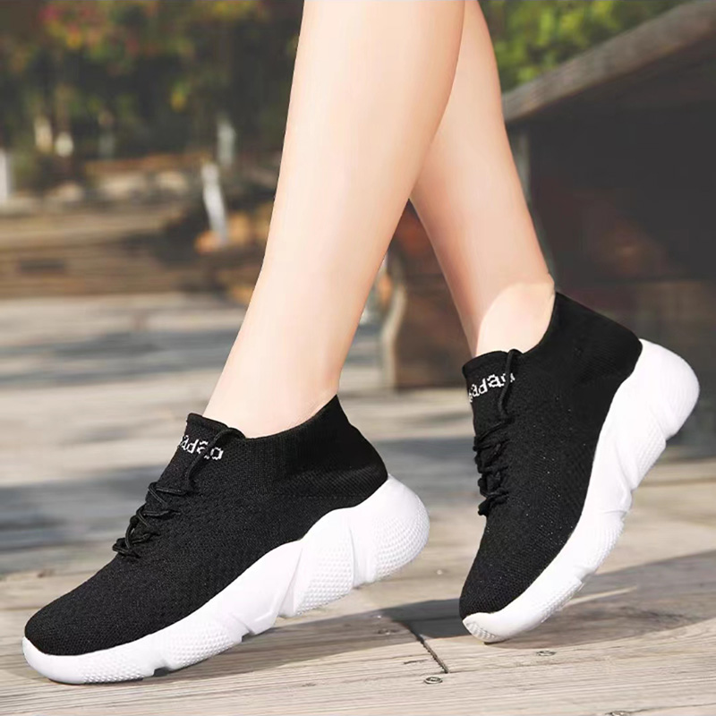 舞蹈鞋飞织布透气网面广场舞鞋男女款跑步运动鞋软底