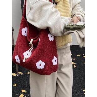 韩版 甜美小众单肩包森系文艺毛呢包 毛绒花朵刺绣托特包女2025新款