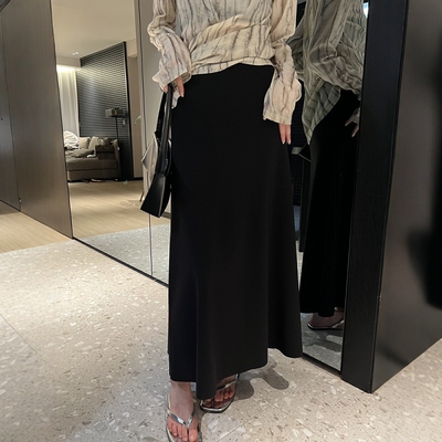 2025春款摩登197黑色鱼尾裙
