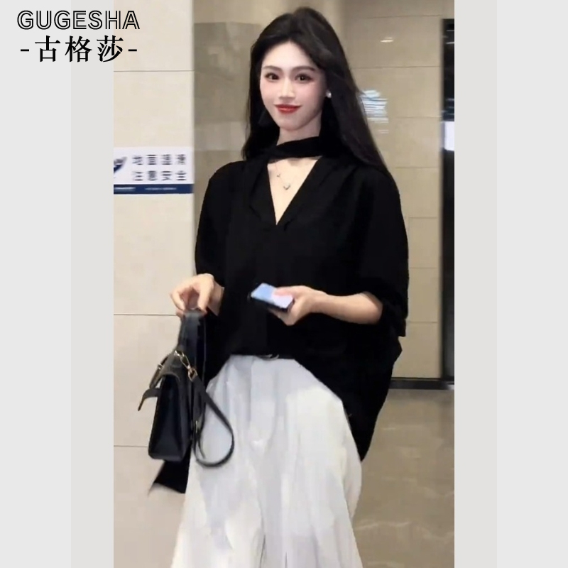轻奢高级感黑色V领长袖防晒衬衫女夏季新款法式气质时尚挂脖衬衣