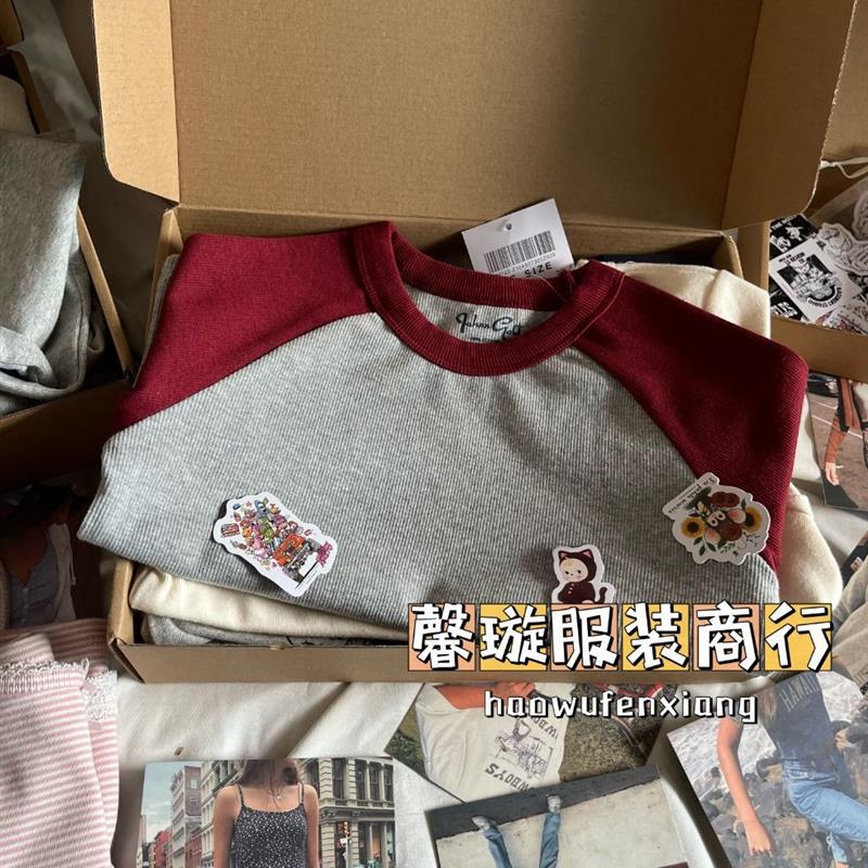 BM Wind, Bella Tops red ash in the shoulder collar T-shirt