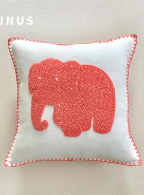 Jean-Joys handcuffing towels on the shell, sofas in the liv