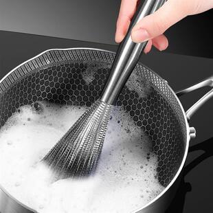 The stainless steel boiler in the kitchen, the long-stuff br