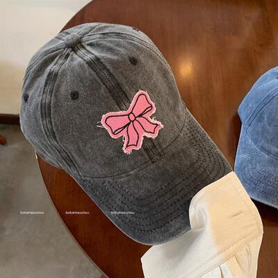 Pink butterflies with duck tongue hats, 2024 spring, sweet,