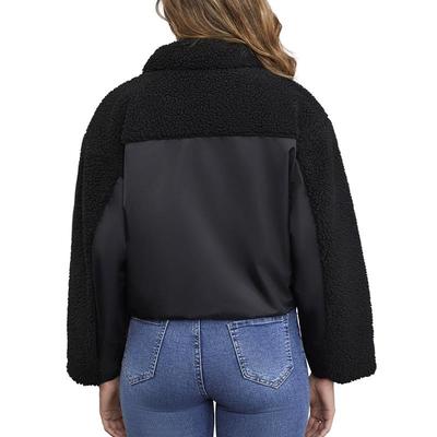 Europe and America, in the winter of 2025, women dressed up