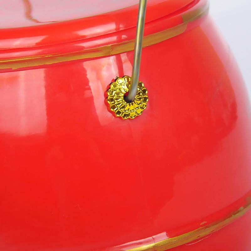 Were having a wedding party with a grandkid with a big red-