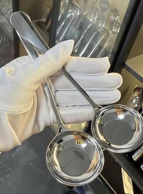 Anti-aging and firming moisturizer, recommended for a refres