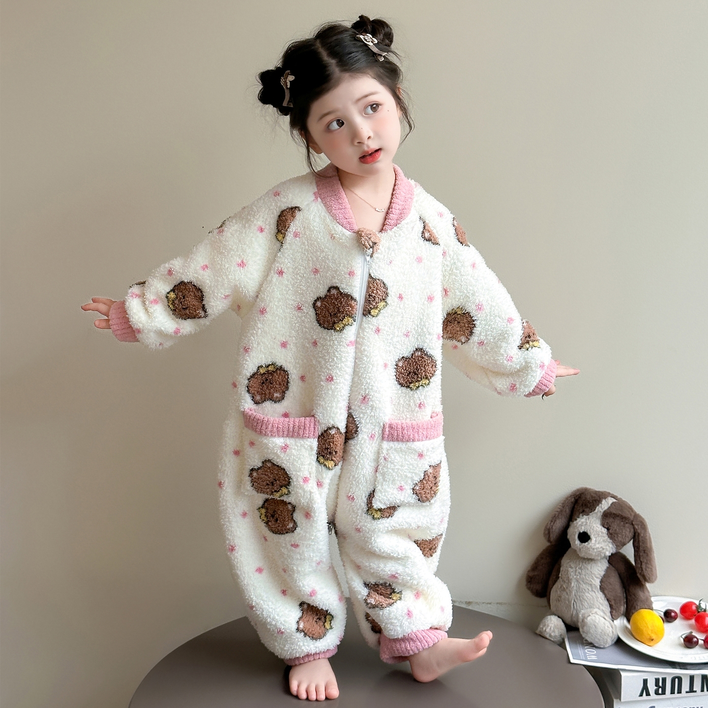 儿童睡衣女童秋冬款珊瑚绒连体衣2025新款卡通小兔可爱家居服爬服