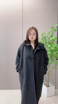 韩版高端牛角扣连帽羊绒大衣