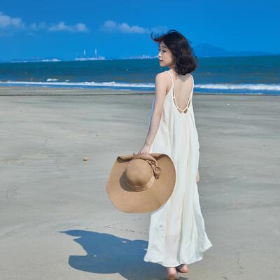 白色吊带露背沙滩裙超仙泰国三亚海岛旅游穿搭海边度假连衣裙女夏