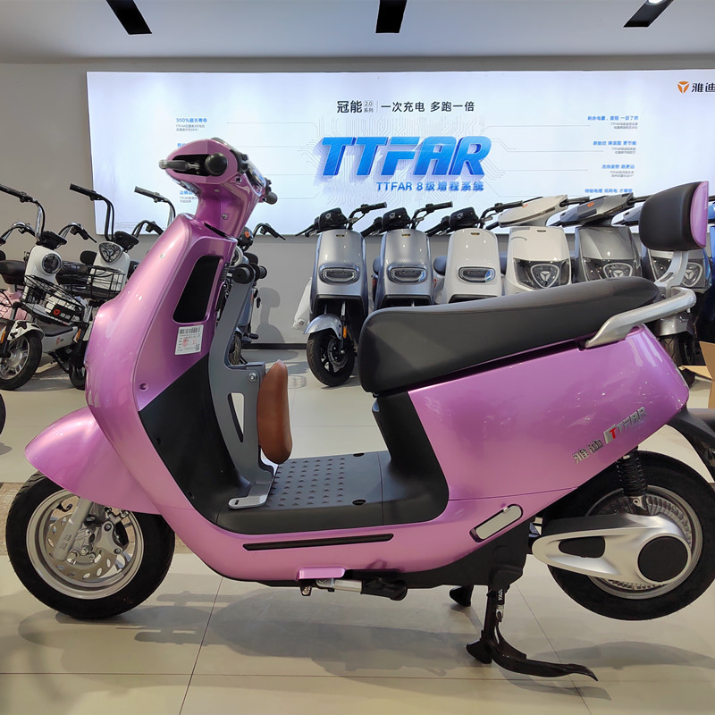 适用雅迪电瓶车电摩冠能t2/m8/e5前置折叠款儿童宝宝安全座椅扶手