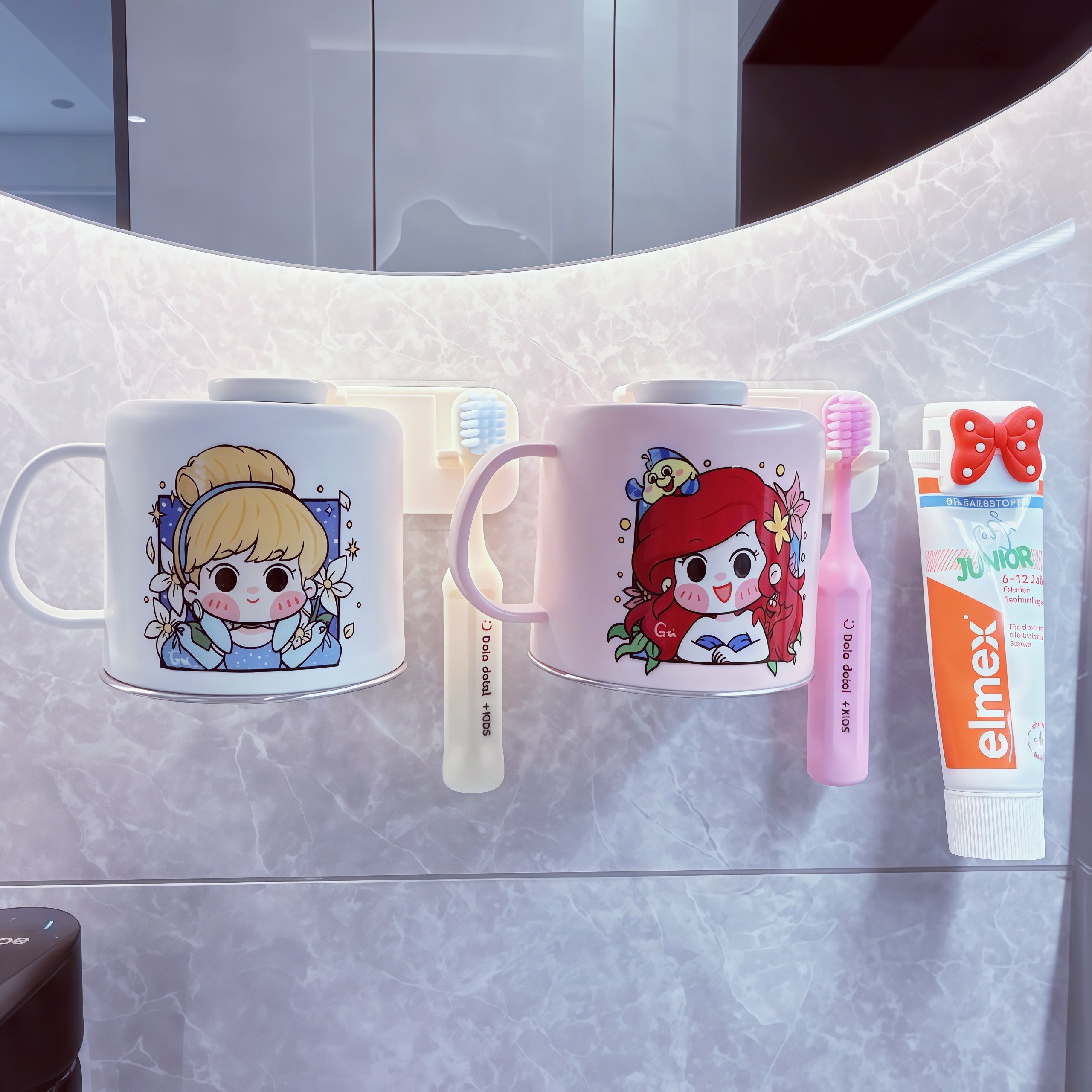 儿童刷牙杯子磁吸倒挂不锈钢漱口杯壁挂式牙刷置物架男孩女孩牙缸