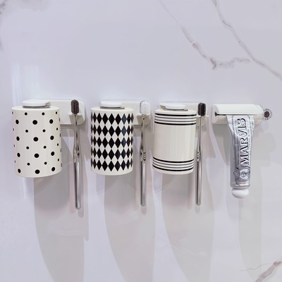 牙刷置物架情侣磁吸漱口杯子洗漱口杯儿童牙缸壁挂式一家三口四口