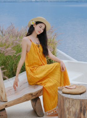 三亚海边度假沙滩裙黄色连衣裙海岛绝美穿搭ootd海滩裙子超仙旅游