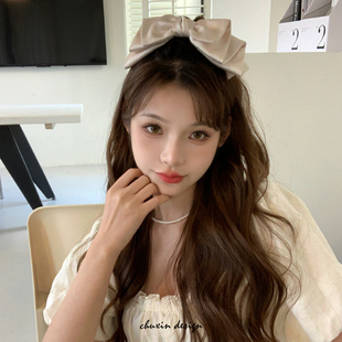 在逃公主蝴蝶结发夹高级感法式缎面顶夹后脑勺盘发弹簧夹发卡头饰