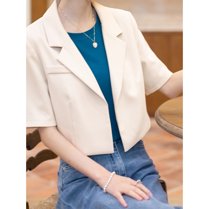 小个子夏季薄款短袖西装外套女2025新款气质休闲外搭短款小西服