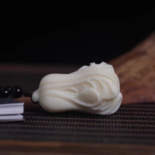 2026菩提果雕刻白菜手把件百财招财雕刻创意文玩可随身盘玩白菜工