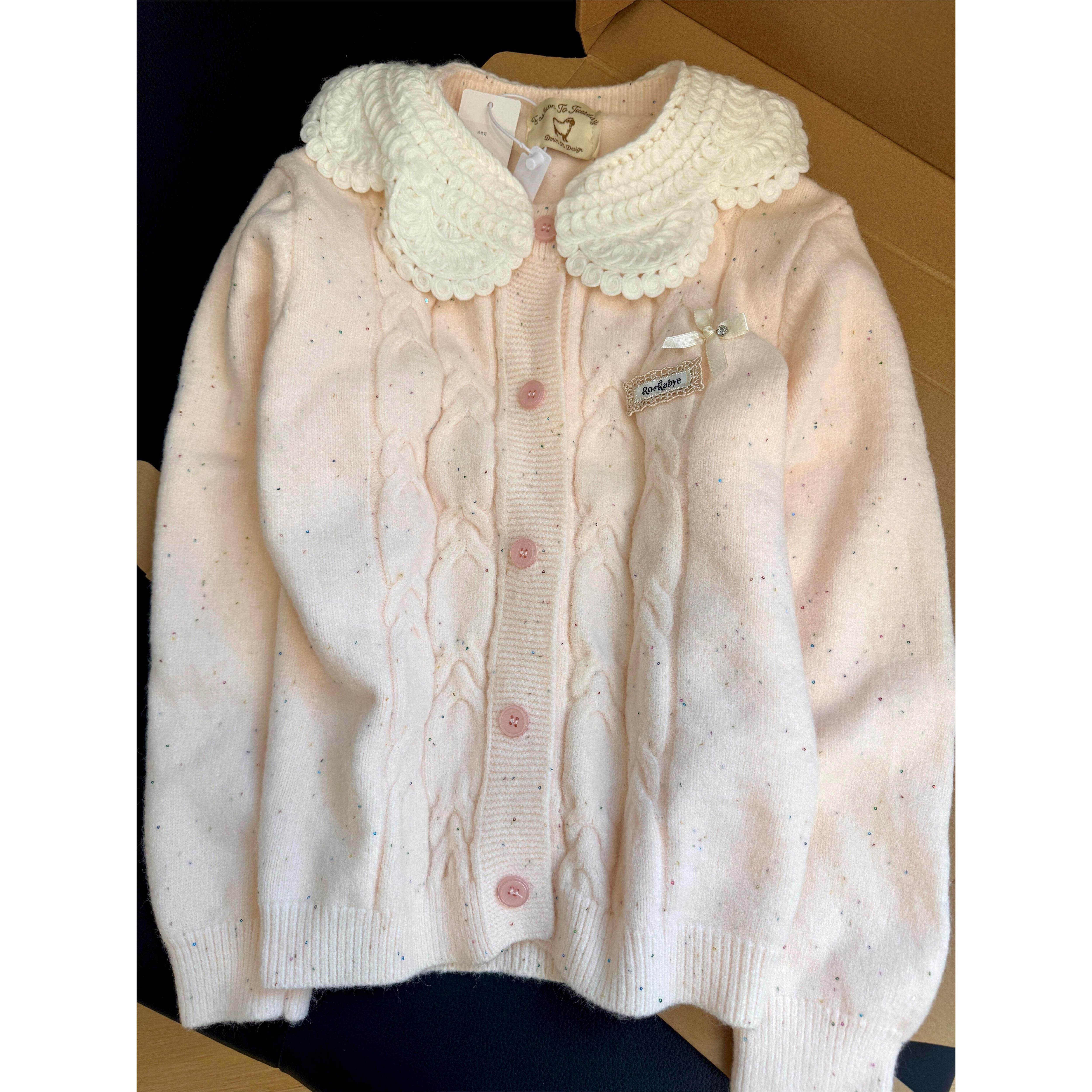 蕾丝温柔针织衫甜美拼接娃娃毛衣秋冬新款花边针织开衫外套上衣