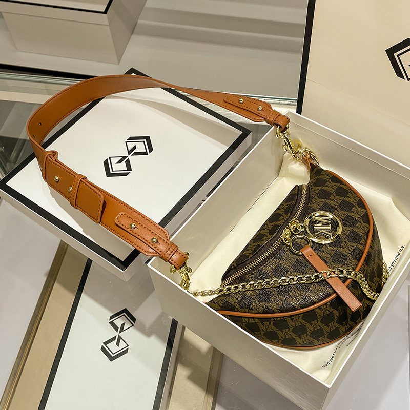 MK腰包包2021新款时尚秋冬小众百搭链条饺子包单肩斜挎包胸包女潮