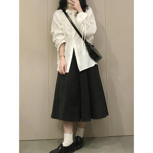 日系文艺复古学院风黑色半身裙女