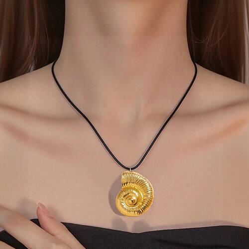 Exaggerated Ocean Style Shell Conch Gold Plated Stainless