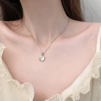 S925 Sterling Silver White Round Pendant Necklaces Luxury