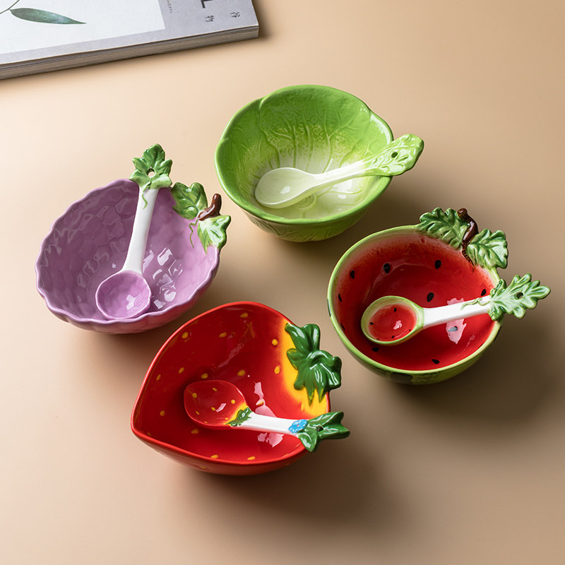 儿童餐具饭碗套装家用专用陶瓷吃饭碗勺小孩可爱水果碗草莓西瓜