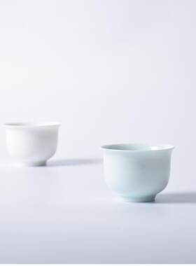 青白原装景德镇高温陶瓷手工酒杯