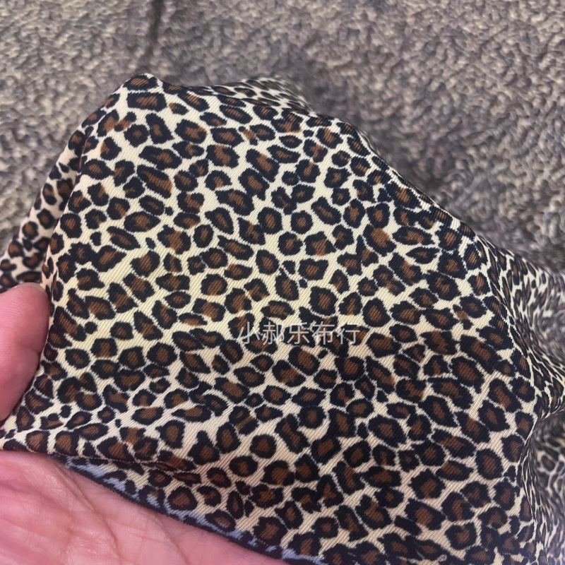 豹纹弹力氨纶布料柔软贴肤各种打底衫裤旗袍半身裙设计师服装面料