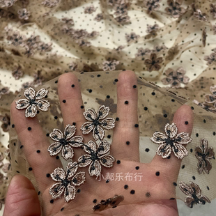 深驼色网纱黑点水绒花坎肩裙子婚纱礼服面料衣口裙边镶边辅料