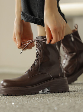 新款女鞋圆头松糕底聚氨酯2023年秋冬季皮靴真皮靴子女AMN