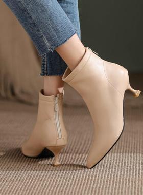 鞋女秋冬米色军绿色靴子细跟尖头中跟短靴职业短筒大码小码 PCSA