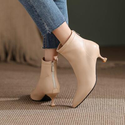 鞋女秋冬米色军绿色靴子细跟尖头中跟短靴职业短筒大码小码 PCSA