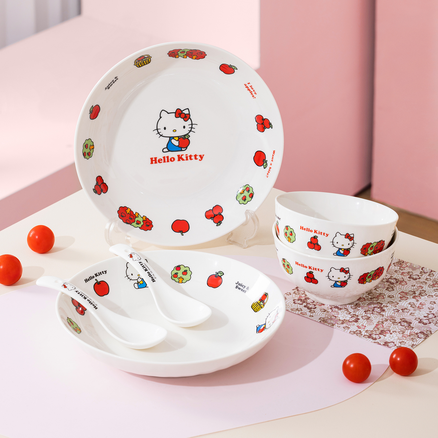 HelloKitty卡通陶瓷碗盘套装家用