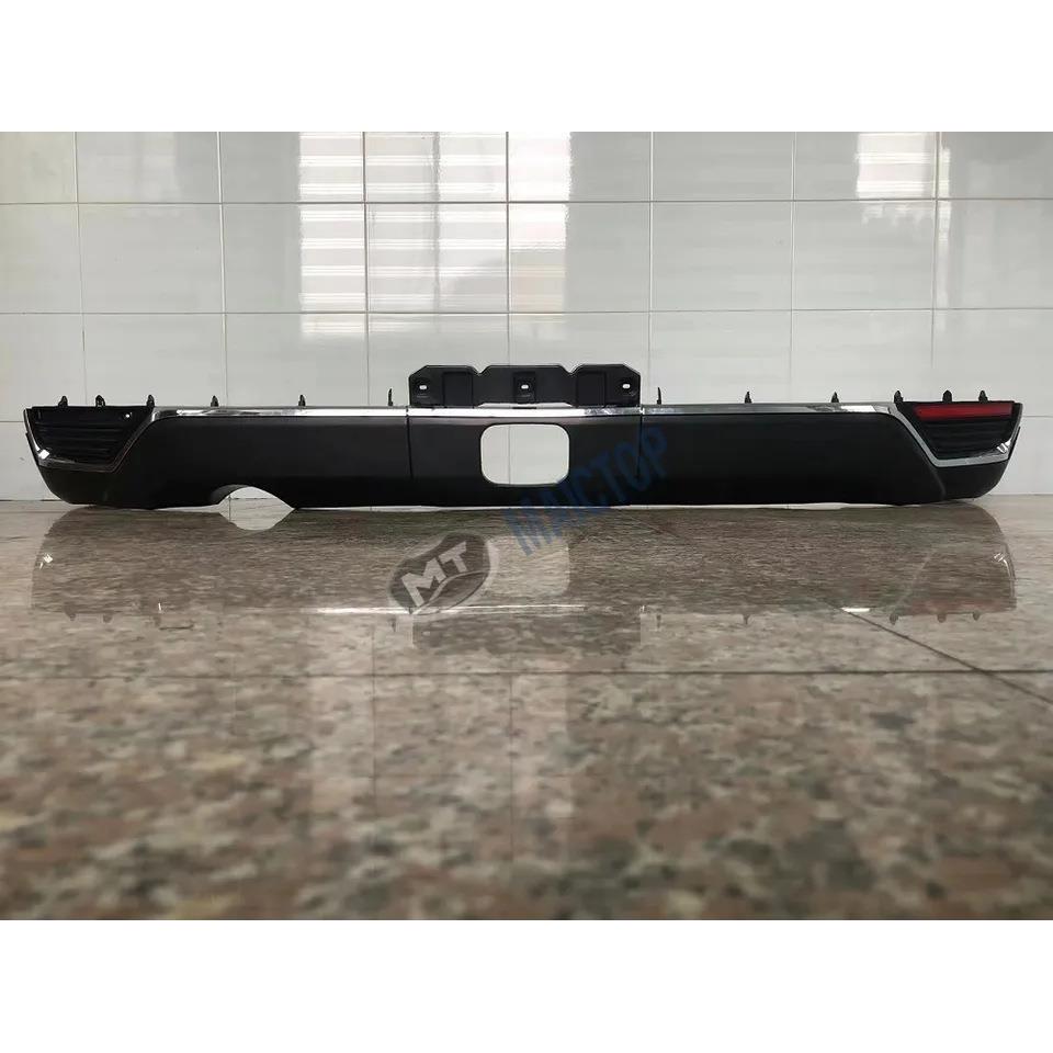 适用于丰田land cruiser兰德酷路泽陆地巡洋舰FJ300LC300后保险杠