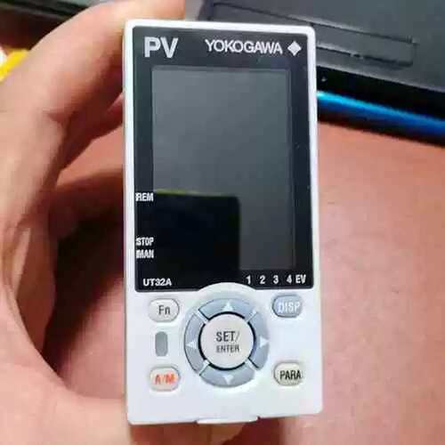 议价UT32A-000-00-00 YOKOGAWA温度