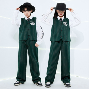 儿童爵士舞套装墨绿西装马甲潮服男童街舞Popping演出服locking女