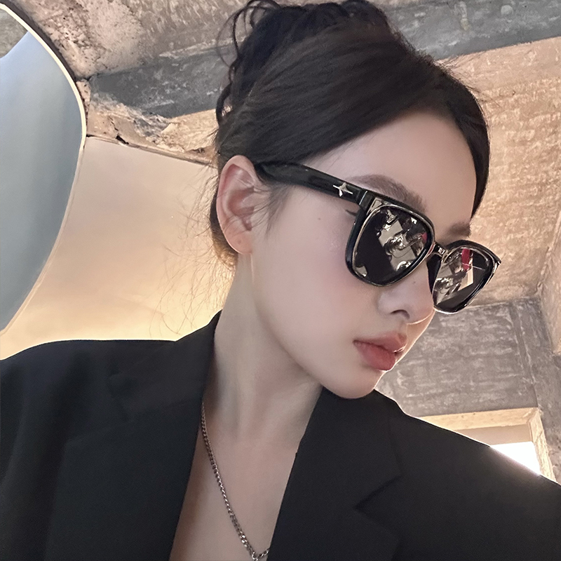 新款潮牌墨镜女士遮阳防紫外线偏光太阳眼镜大脸显瘦时尚百搭ins