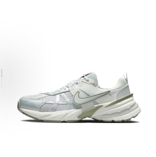 低帮 Run 休闲城市通勤跑步鞋 女款 006 Nike 灰绿色FD0736 V2K