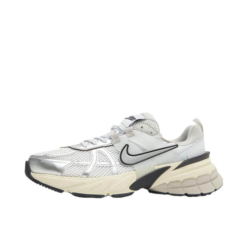 Nike V2K Run 时尚亮色舒适 低帮跑步鞋 女款 白银 FD0736-100