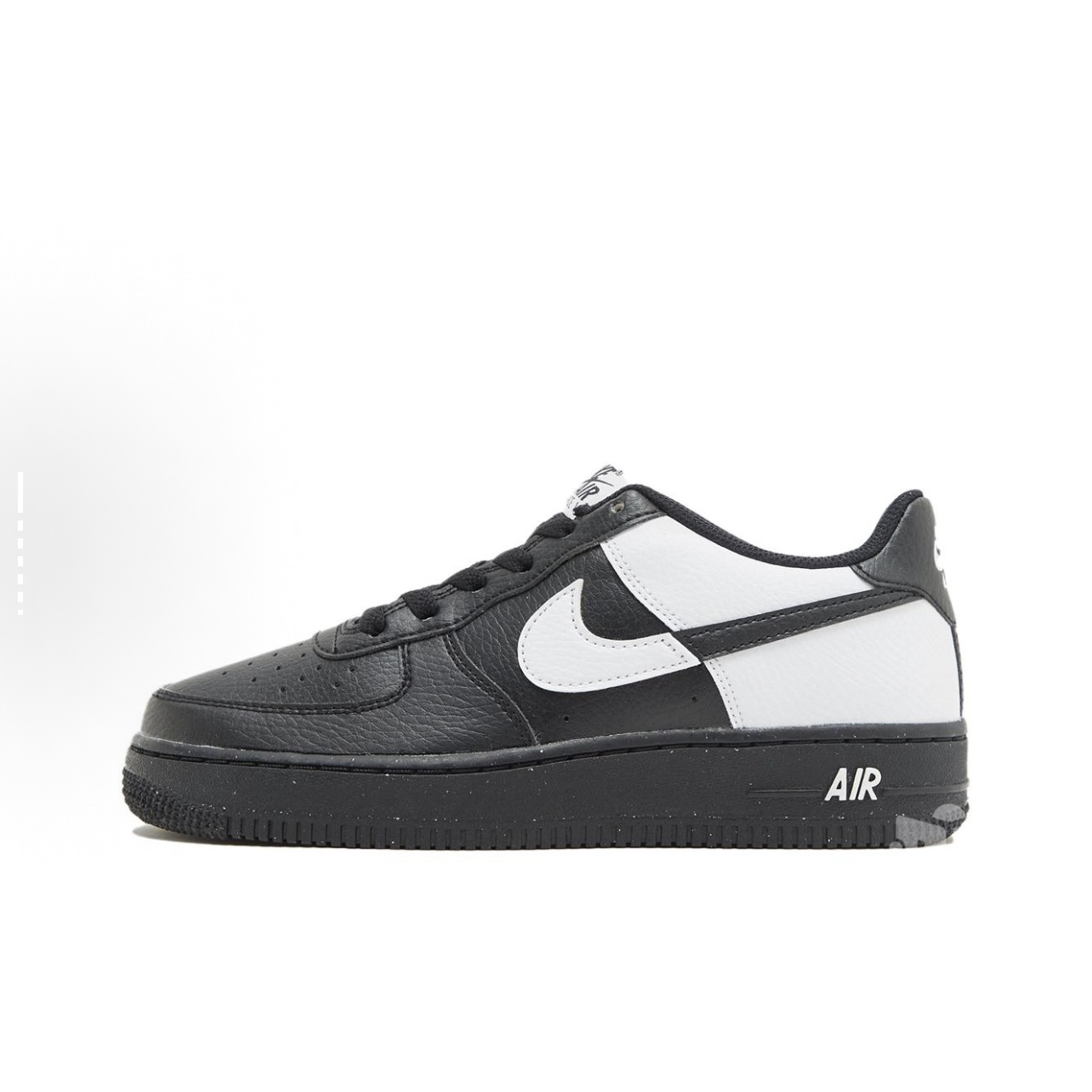 Nike Air Force 1 Low 空军一号轻便板鞋GS/黑白HF9096-001